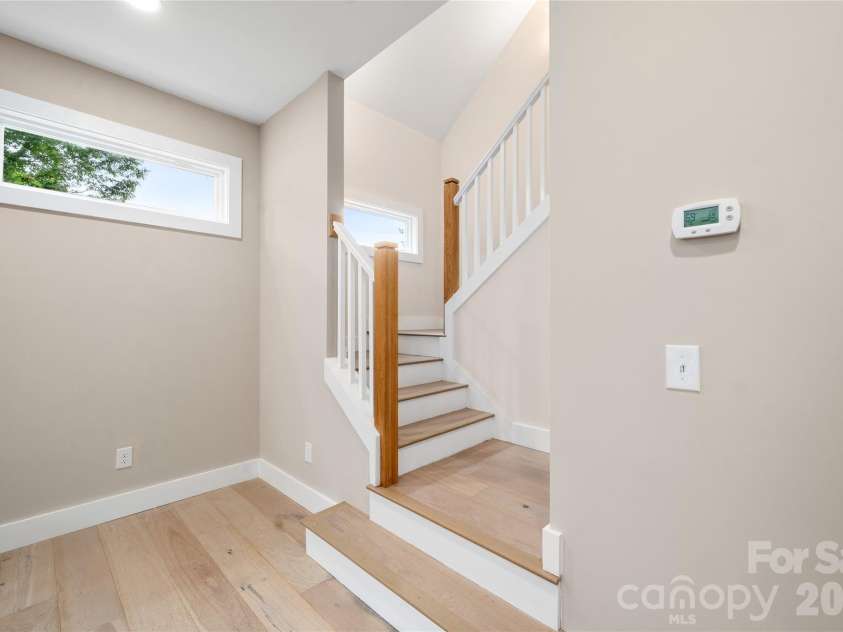 204 Maple Avenue, Marion, NC 28752.  MLS# CAR4338349, YatesRealty ID 19194. Engineered flooring 