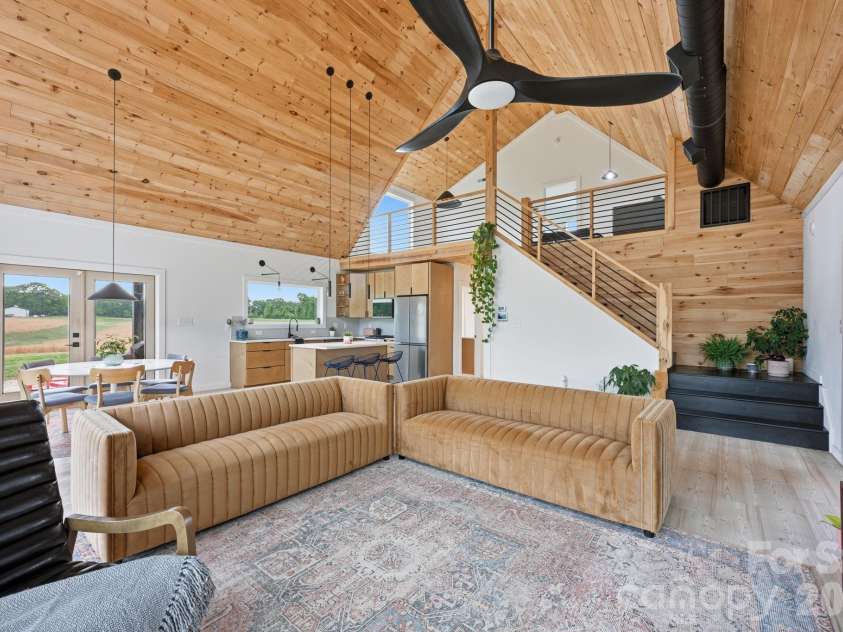211 Race Path Road, Union Grove, NC 28689.  MLS# CAR4373837, YatesRealty ID 19194. 