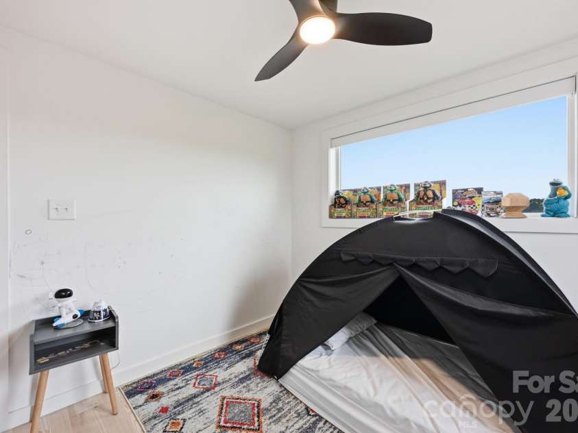 211 Race Path Road, Union Grove, NC 28689.  MLS# CAR4373837, YatesRealty ID 19194. 