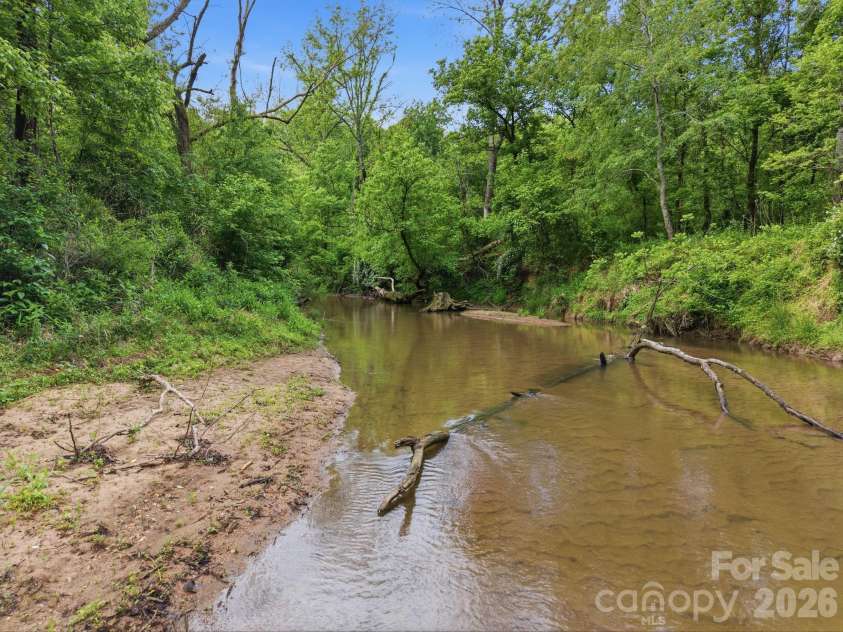 211 Race Path Road, Union Grove, NC 28689.  MLS# CAR4373837, YatesRealty ID 19194. 
