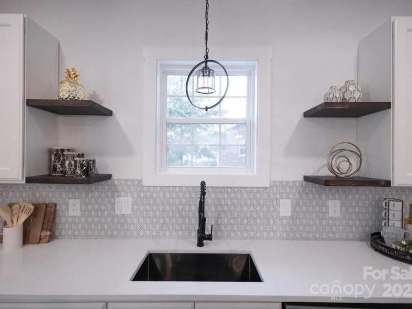 615 English Street, Monroe, NC 28110.  MLS# CAR4177712, YatesRealty ID 19195. 