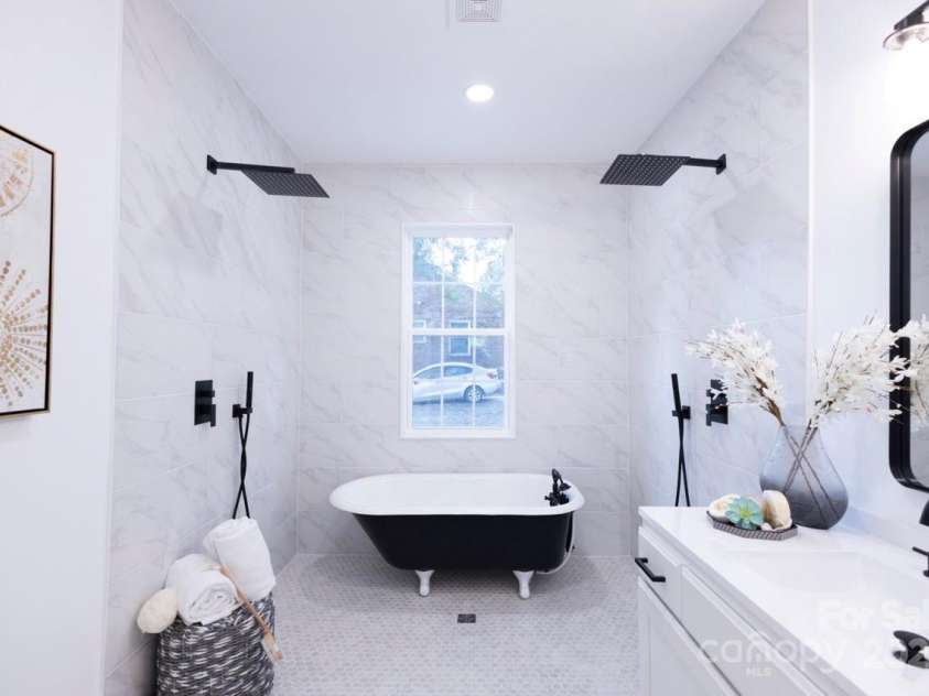 615 English Street, Monroe, NC 28110.  MLS# CAR4177712, YatesRealty ID 19195. 