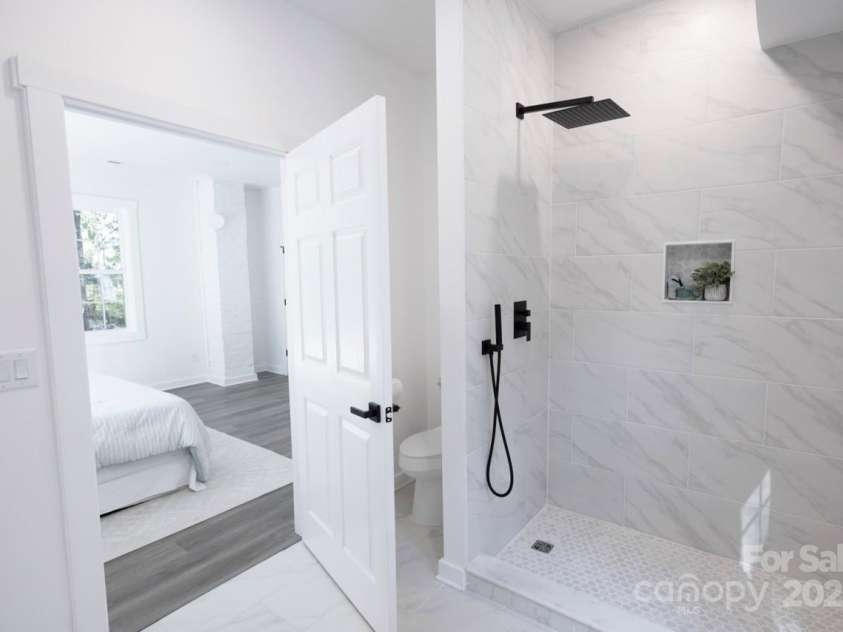 615 English Street, Monroe, NC 28110.  MLS# CAR4177712, YatesRealty ID 19195. 