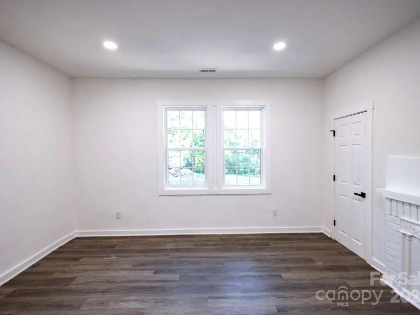 615 English Street, Monroe, NC 28110.  MLS# CAR4177712, YatesRealty ID 19195. 