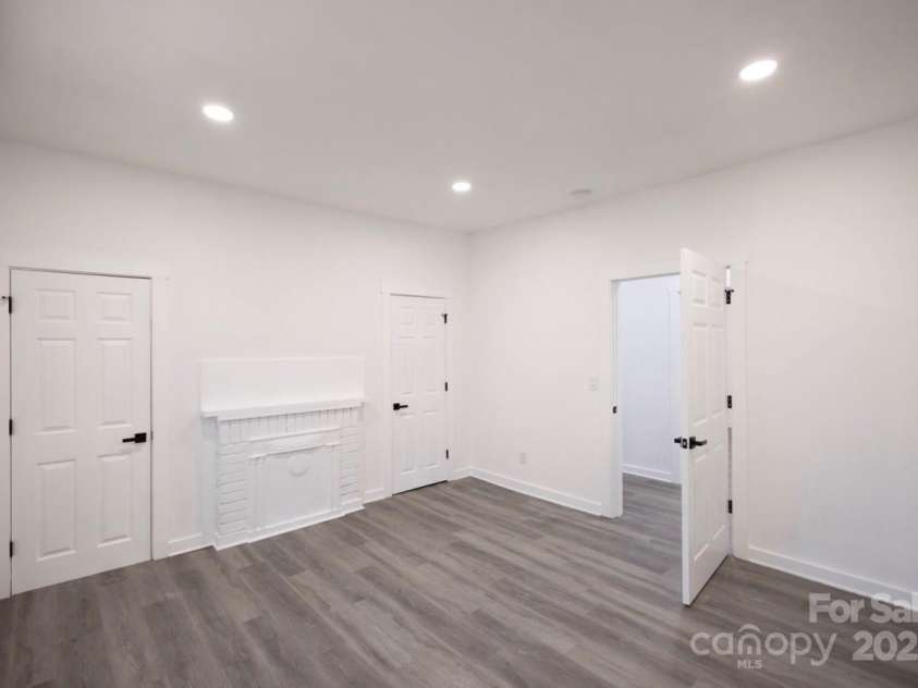 615 English Street, Monroe, NC 28110.  MLS# CAR4177712, YatesRealty ID 19195. 