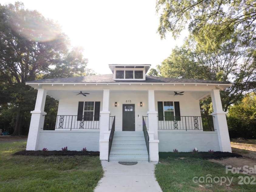 615 English Street, Monroe, NC 28110.  MLS# CAR4177712, YatesRealty ID 19195. 