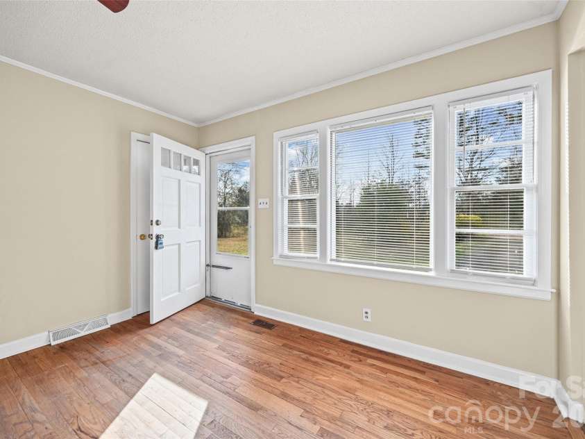 1473 Sturgis Road, Rock Hill, SC 29730.  MLS# CAR4360575, YatesRealty ID 19198. 