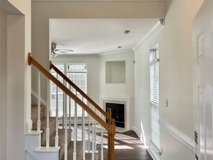 5905 Waverly Lynn Lane, Charlotte, NC 28269.  MLS# CAR4227200, YatesRealty ID 19198. 