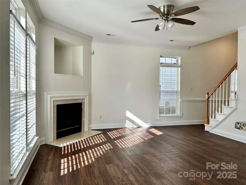 5905 Waverly Lynn Lane, Charlotte, NC 28269.  MLS# CAR4227200, YatesRealty ID 19198. 