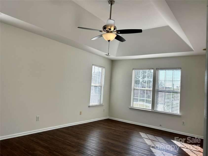 5905 Waverly Lynn Lane, Charlotte, NC 28269.  MLS# CAR4227200, YatesRealty ID 19198. 