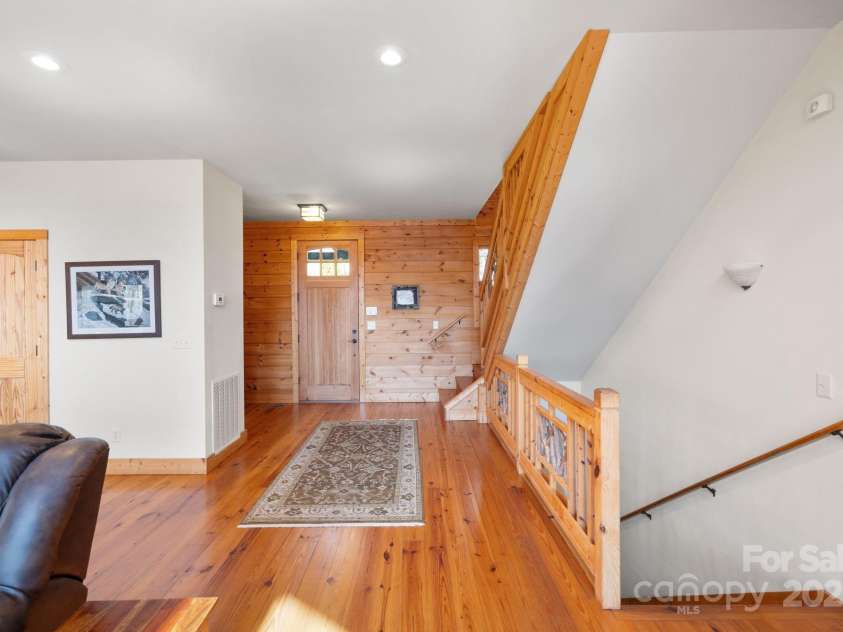 277 Kestrel Court, Sapphire, NC 28774.  MLS# CAR4238900, YatesRealty ID 19199. 