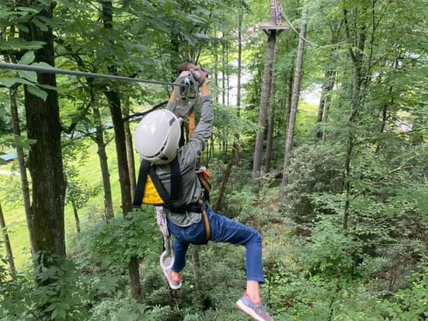 277 Kestrel Court, Sapphire, NC 28774.  MLS# CAR4238900, YatesRealty ID 19199. 