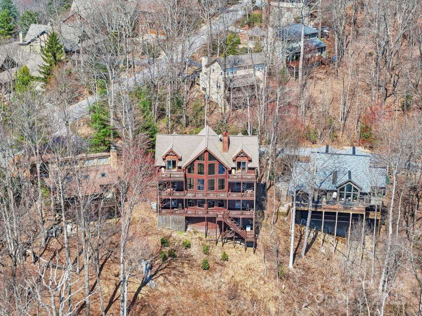 277 Kestrel Court, Sapphire, NC 28774.  MLS# CAR4238900, YatesRealty ID 19199. 