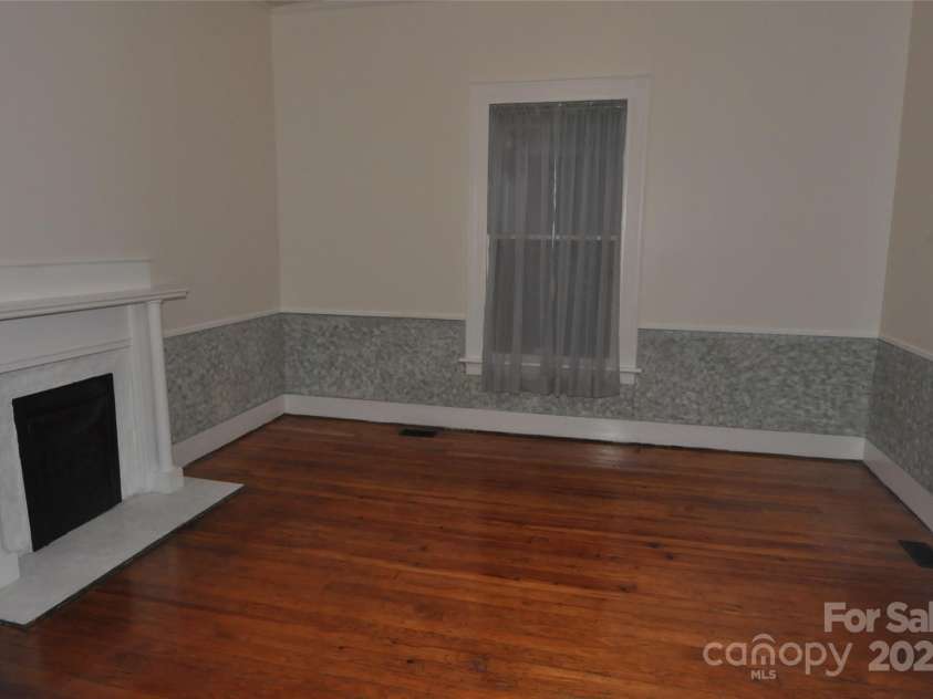 152 Saluda Street, Chester, SC 29706.  MLS# CAR4313339, YatesRealty ID 192. 