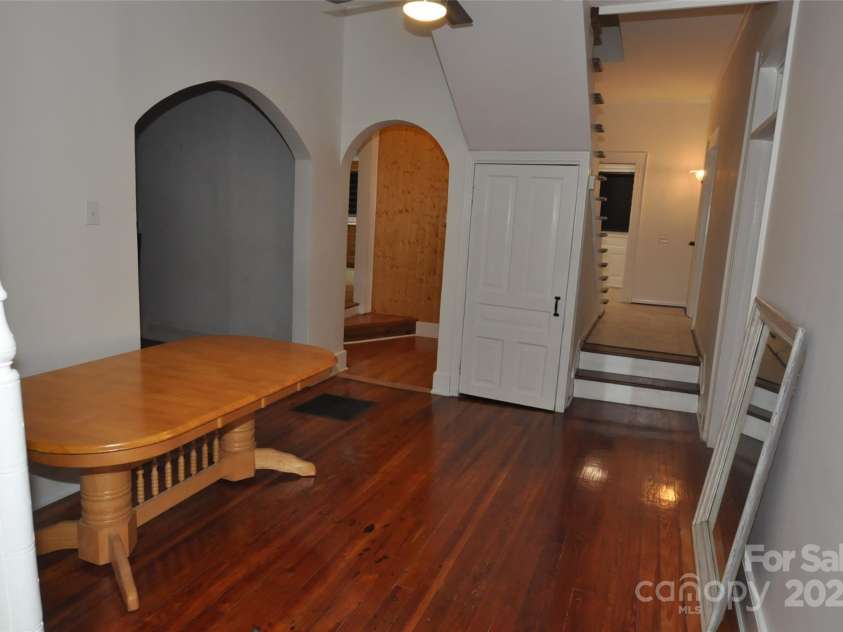 152 Saluda Street, Chester, SC 29706.  MLS# CAR4313339, YatesRealty ID 192. 