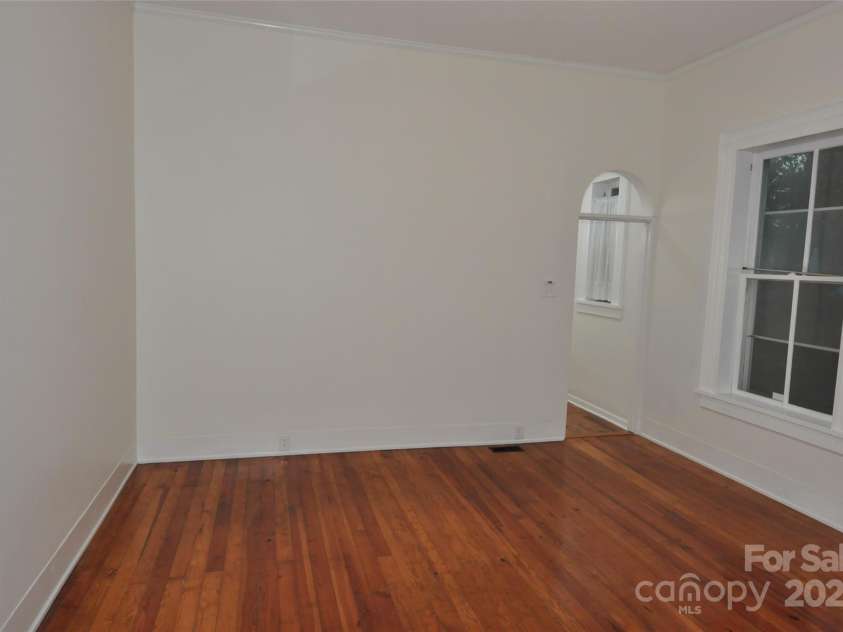 152 Saluda Street, Chester, SC 29706.  MLS# CAR4313339, YatesRealty ID 192. 