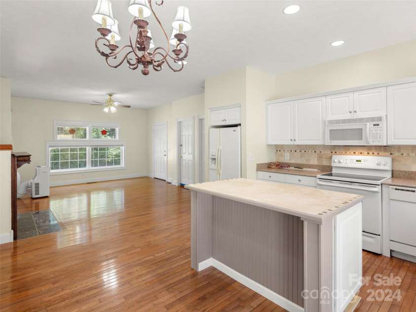 4901 Brevard Road, Horse Shoe, NC 28742.  MLS# CAR4180919, YatesRealty ID 192. 
