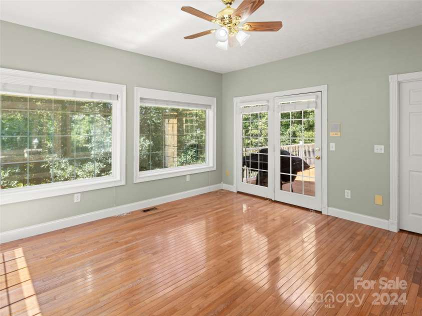 4901 Brevard Road, Horse Shoe, NC 28742.  MLS# CAR4180919, YatesRealty ID 192. 