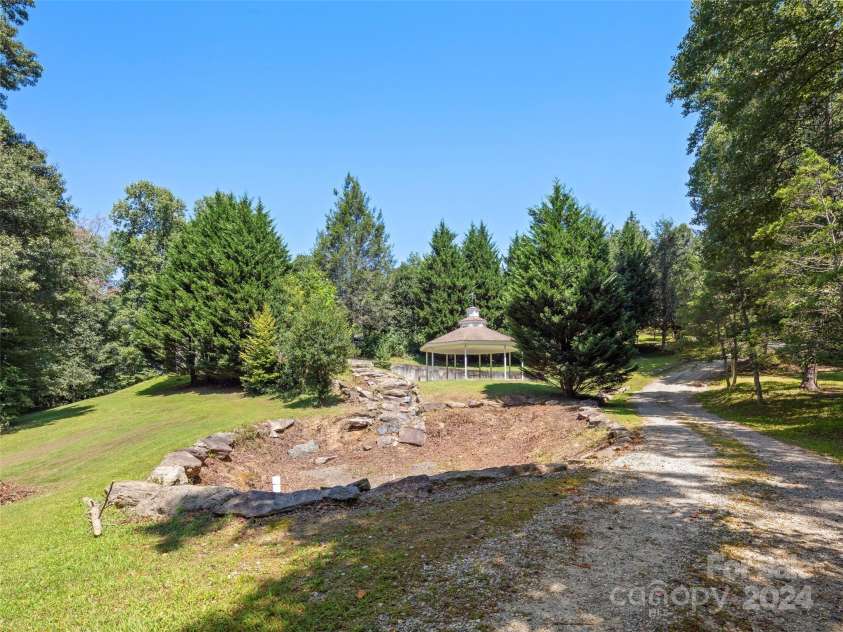 4901 Brevard Road, Horse Shoe, NC 28742.  MLS# CAR4180919, YatesRealty ID 192. 