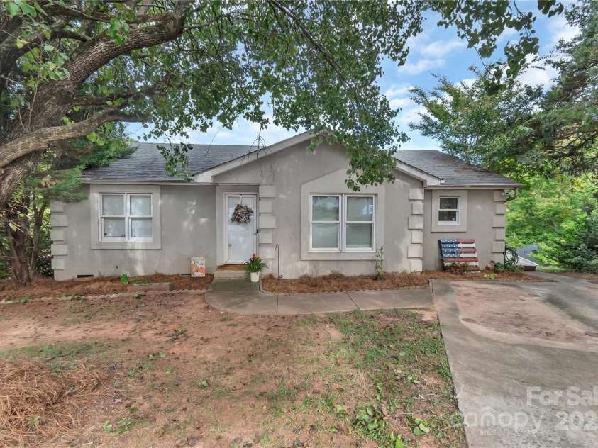 1213 Sandra Court, Belmont, NC 28012.  MLS# CAR4310532, YatesRealty ID 1920. 