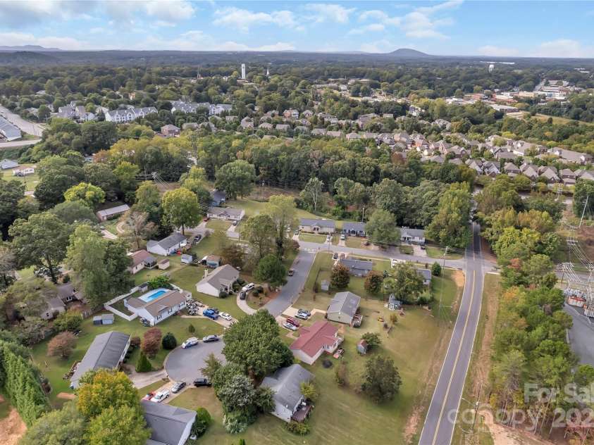 1213 Sandra Court, Belmont, NC 28012.  MLS# CAR4310532, YatesRealty ID 1920. 