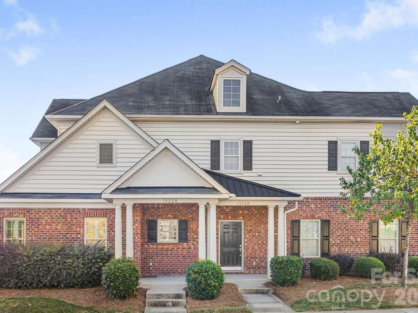 15224 Barossa Valley Street, Charlotte, NC 28277.  MLS# CAR4305122, YatesRealty ID 1920. 