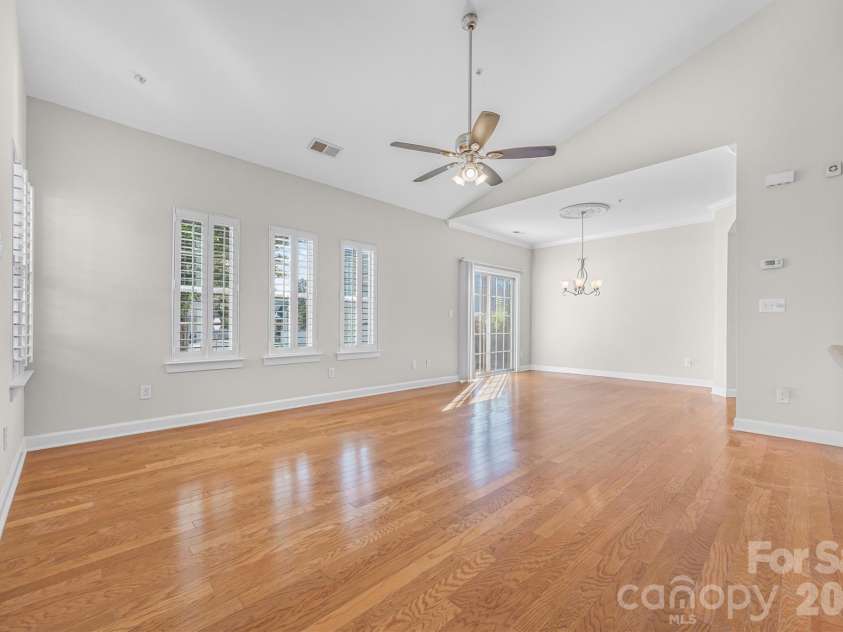 15224 Barossa Valley Street, Charlotte, NC 28277.  MLS# CAR4305122, YatesRealty ID 1920. 