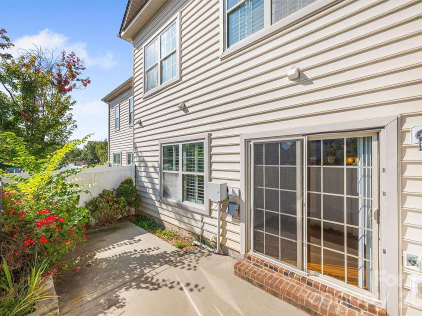 15224 Barossa Valley Street, Charlotte, NC 28277.  MLS# CAR4305122, YatesRealty ID 1920. 