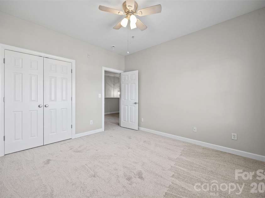 15224 Barossa Valley Street, Charlotte, NC 28277.  MLS# CAR4305122, YatesRealty ID 1920. 