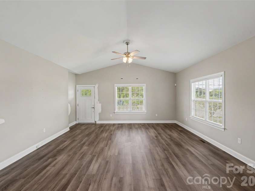 417 Virginia Avenue, Bessemer City, NC 28016.  MLS# CAR4358848, YatesRealty ID 19200. 