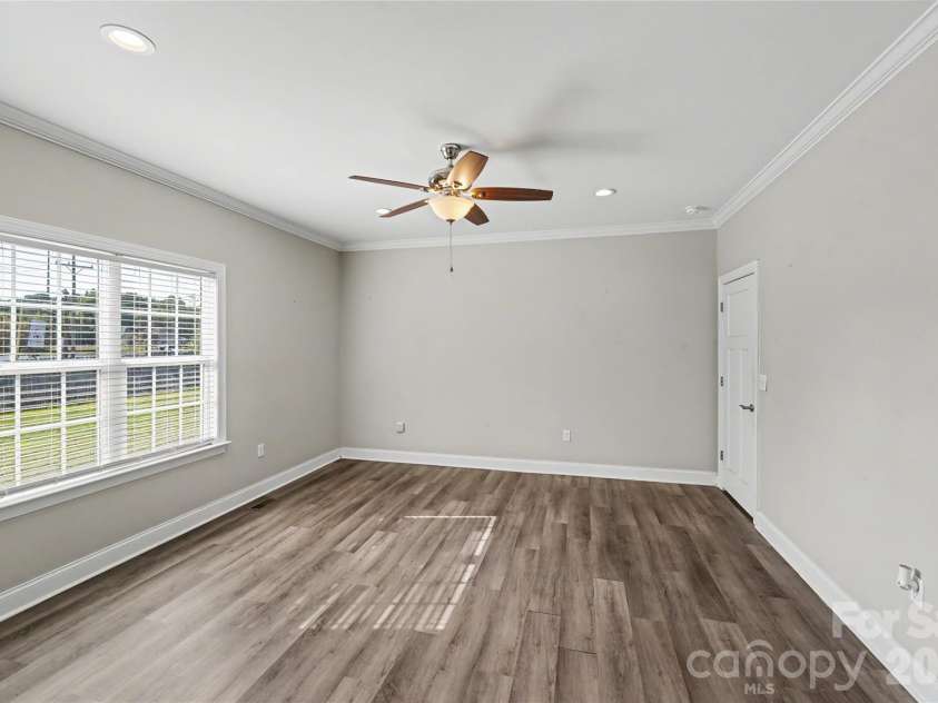 417 Virginia Avenue, Bessemer City, NC 28016.  MLS# CAR4358848, YatesRealty ID 19200. 