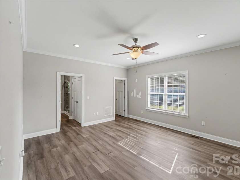 417 Virginia Avenue, Bessemer City, NC 28016.  MLS# CAR4358848, YatesRealty ID 19200. 