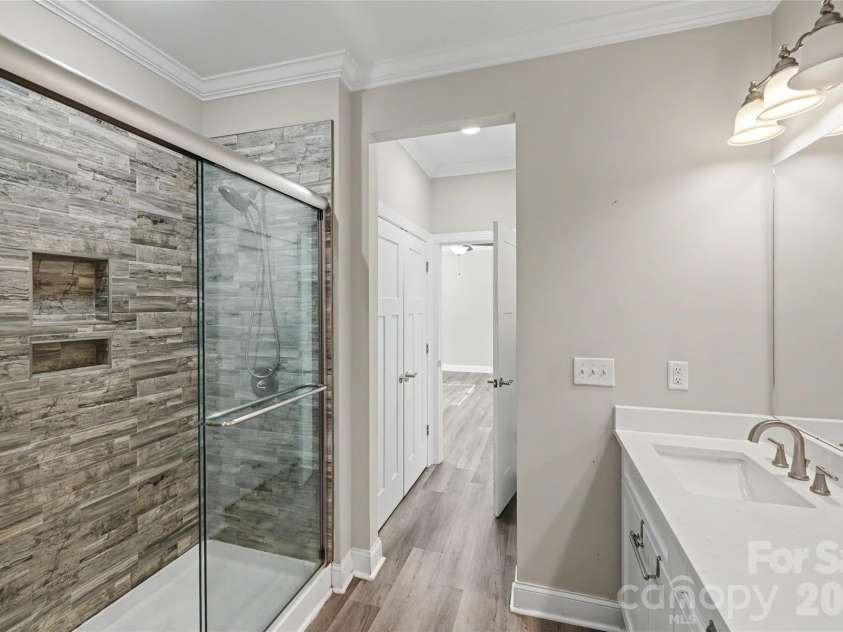 417 Virginia Avenue, Bessemer City, NC 28016.  MLS# CAR4358848, YatesRealty ID 19200. 