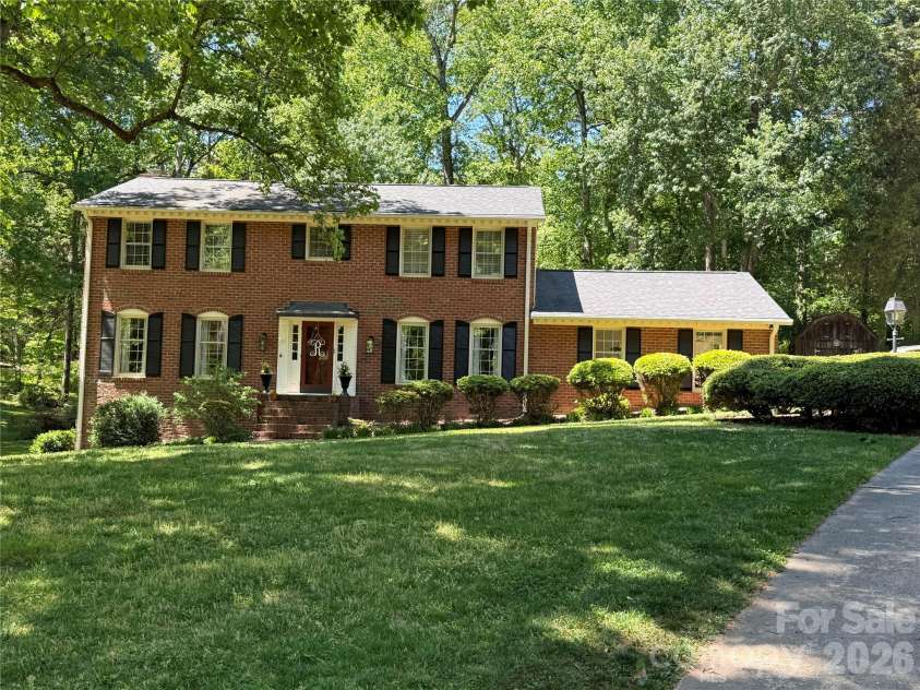 220 Kent Road, Salisbury, NC 28147.  MLS# CAR4373048, YatesRealty ID 19201. 
