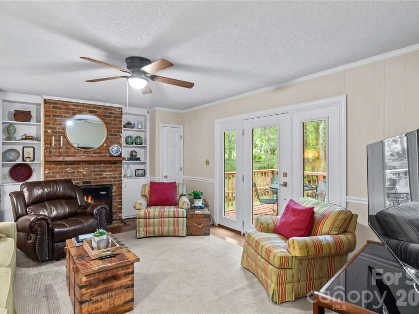 220 Kent Road, Salisbury, NC 28147.  MLS# CAR4373048, YatesRealty ID 19201. 