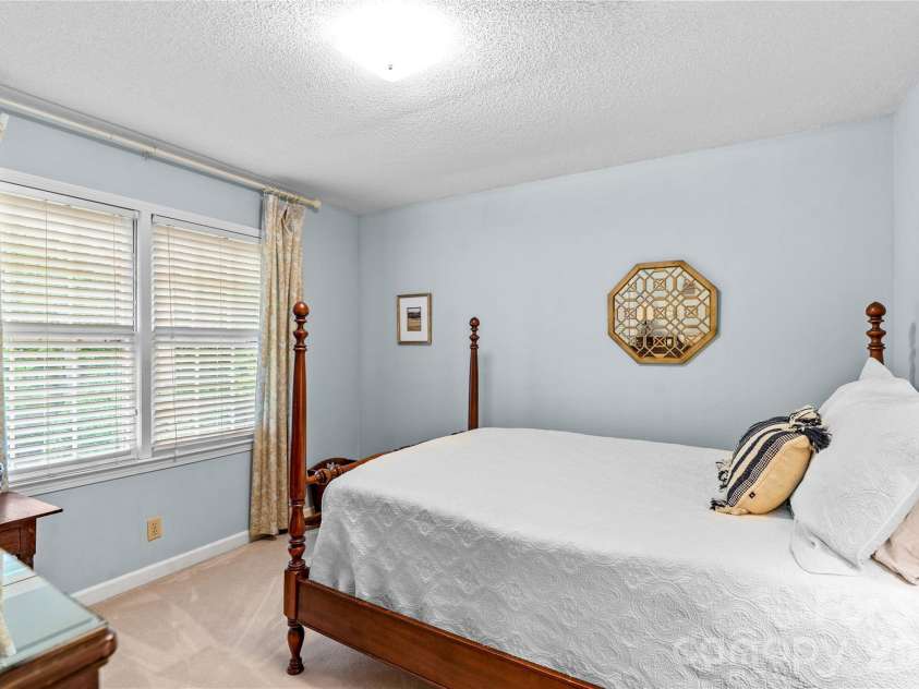 220 Kent Road, Salisbury, NC 28147.  MLS# CAR4373048, YatesRealty ID 19201. 