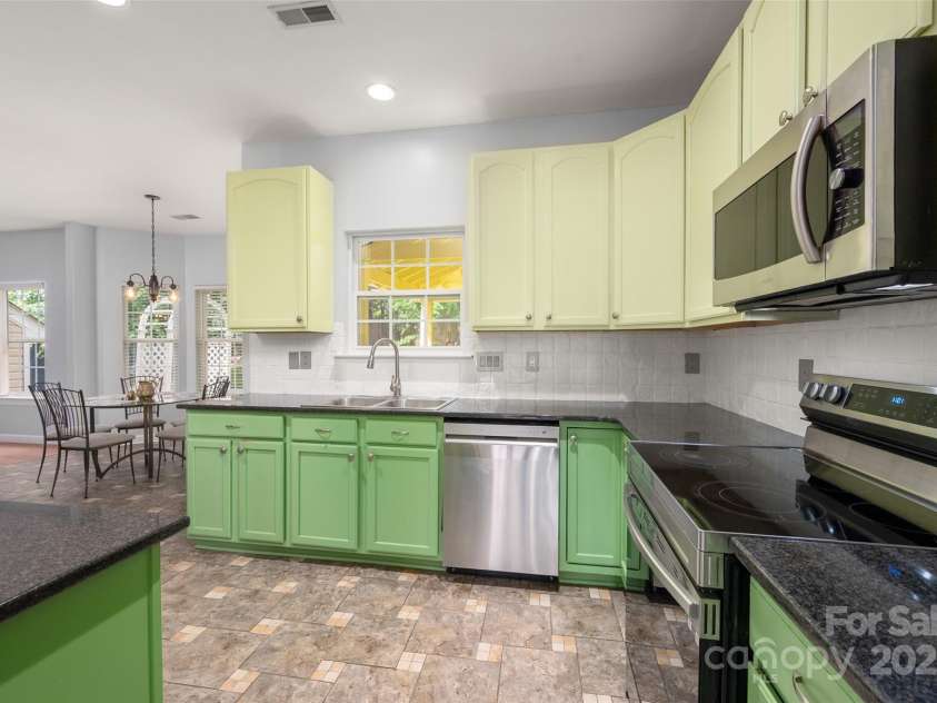 461 Pier Point Court, Concord, NC 28027.  MLS# CAR4249874, YatesRealty ID 19203. 