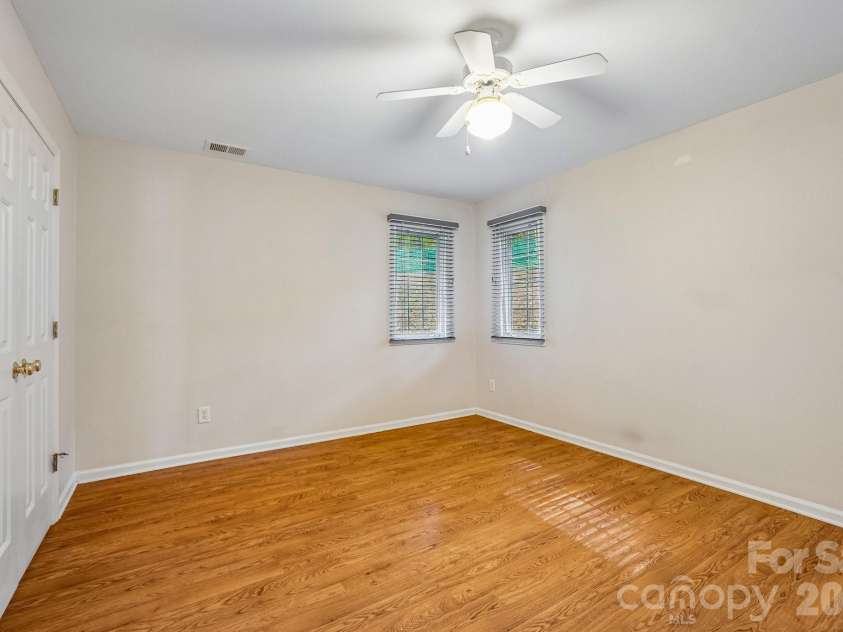 361 Stonemarker Road, Mooresville, NC 28117.  MLS# CAR4374361, YatesRealty ID 19204. 