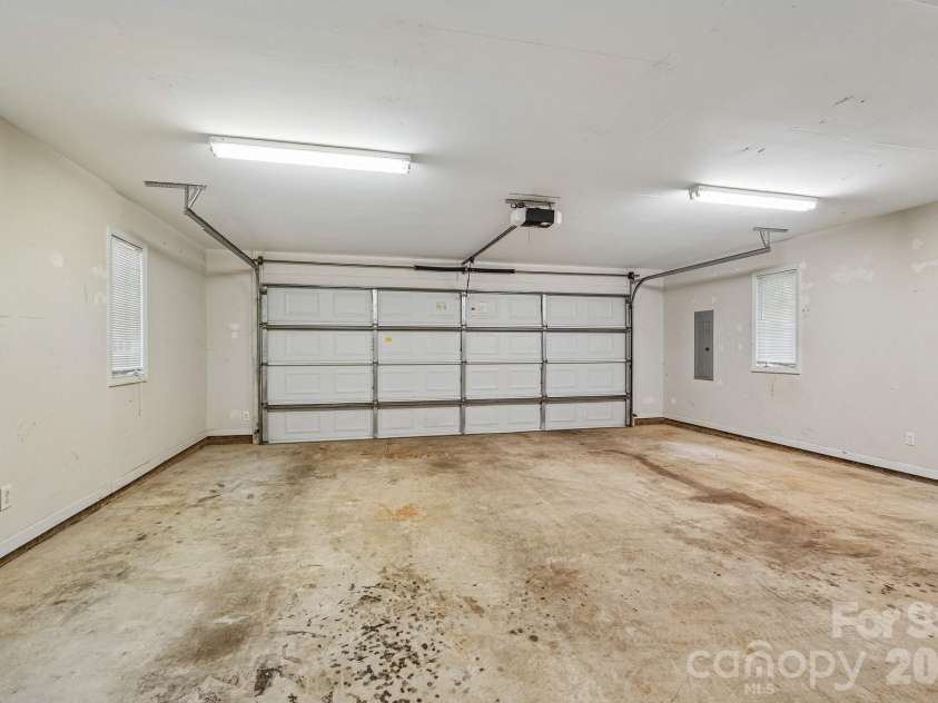 361 Stonemarker Road, Mooresville, NC 28117.  MLS# CAR4374361, YatesRealty ID 19204. 