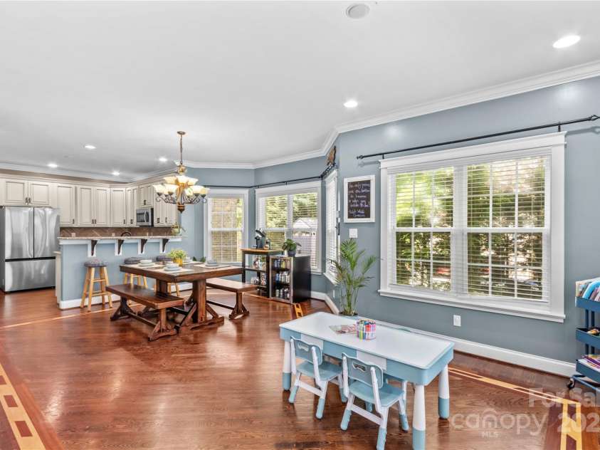 141 Ridge Top Road, Mooresville, NC 28117.  MLS# CAR4255912, YatesRealty ID 19205. 