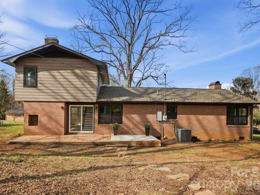 308 Rankin Avenue, Lowell, NC 28098.  MLS# CAR4356576, YatesRealty ID 19205. 