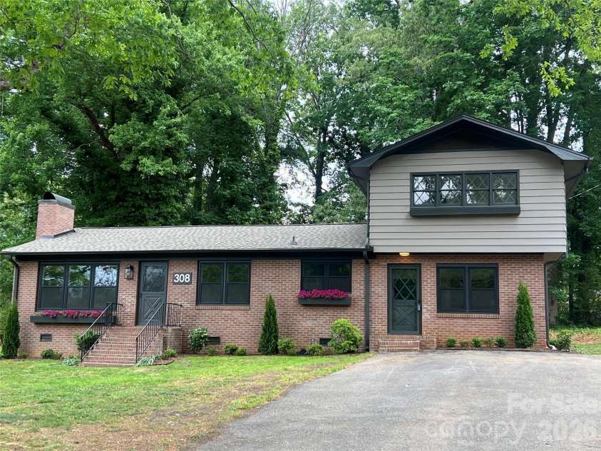 308 Rankin Avenue, Lowell, NC 28098.  MLS# CAR4356576, YatesRealty ID 19205. Come on In! 