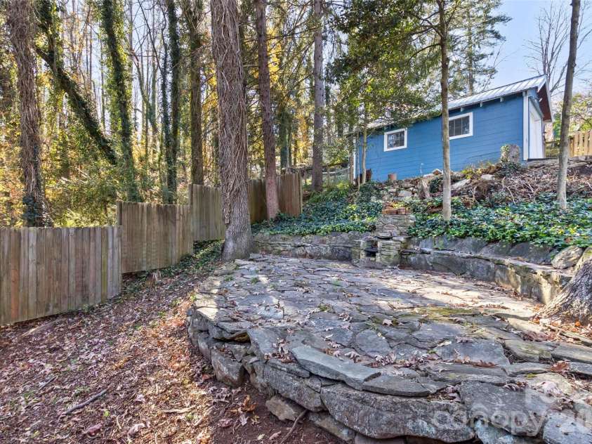 195 Terrace Drive, Canton, NC 28716.  MLS# CAR4319242, YatesRealty ID 19206. Landscaping