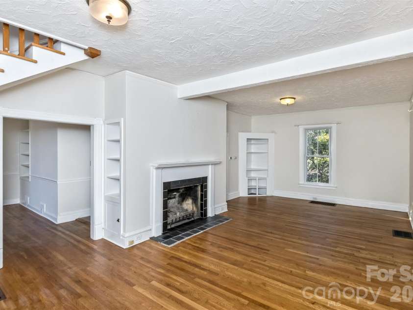 195 Terrace Drive, Canton, NC 28716.  MLS# CAR4319242, YatesRealty ID 19206. Living Room