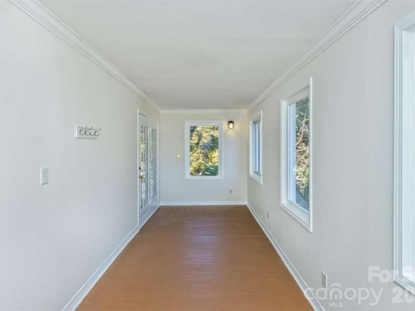 195 Terrace Drive, Canton, NC 28716.  MLS# CAR4319242, YatesRealty ID 19206. Sunroom