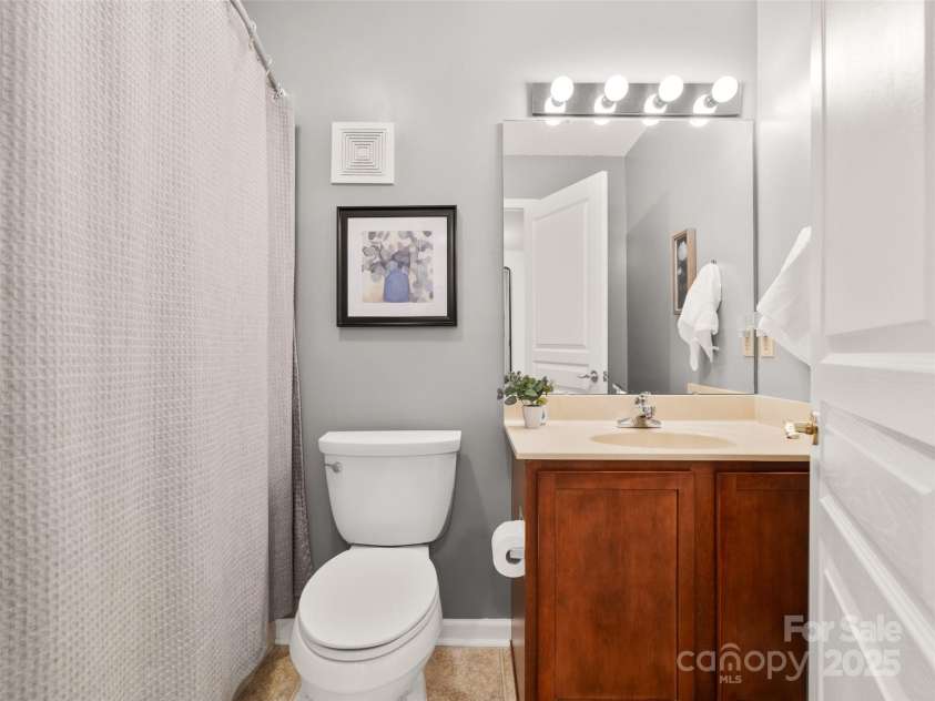 91 Morningside Lane, Hendersonville, NC 28792.  MLS# CAR4268520, YatesRealty ID 19206. 