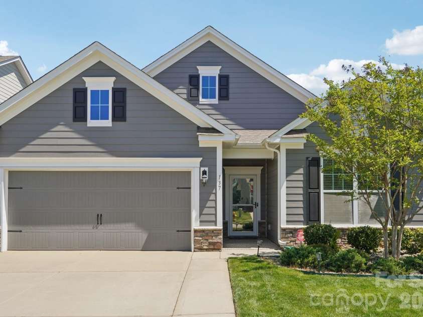 137 Coddle Way, Mooresville, NC 28115.  MLS# CAR4369139, YatesRealty ID 19207. 
