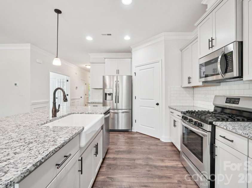 137 Coddle Way, Mooresville, NC 28115.  MLS# CAR4369139, YatesRealty ID 19207. 