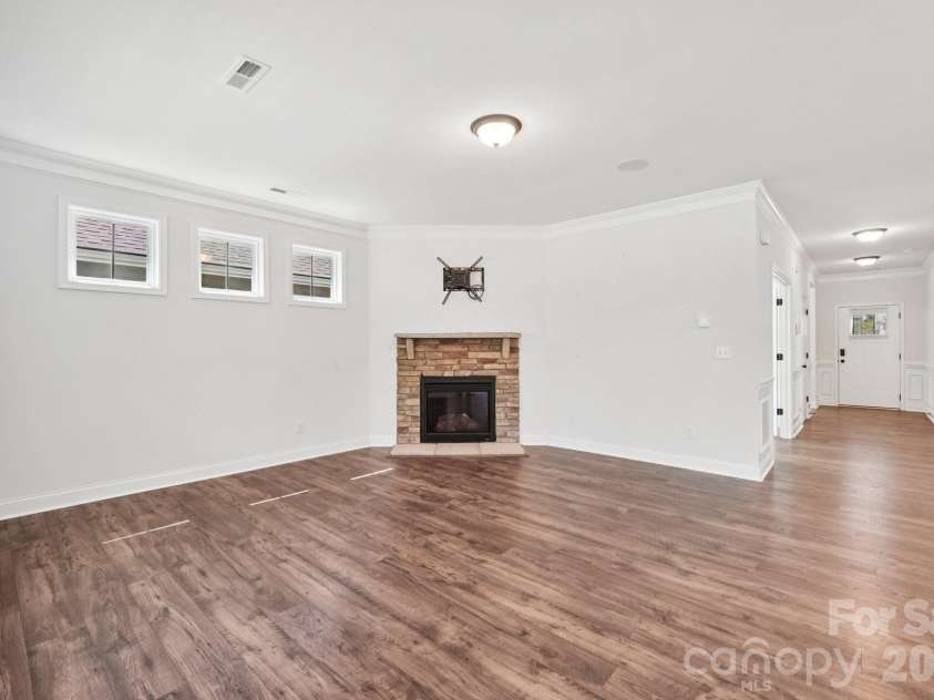 137 Coddle Way, Mooresville, NC 28115.  MLS# CAR4369139, YatesRealty ID 19207. 