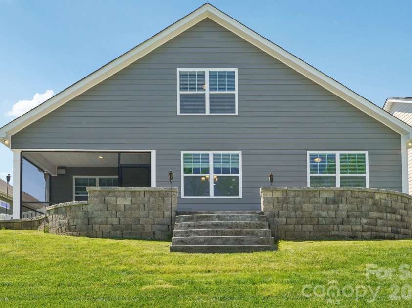 137 Coddle Way, Mooresville, NC 28115.  MLS# CAR4369139, YatesRealty ID 19207. 
